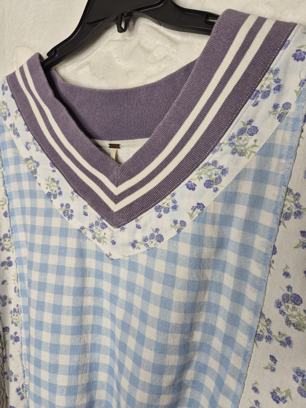 Free People Lucy Patchwork Gingham Floral Varsity V-Neck Sweatshirt Medium - Picture 4 of 15